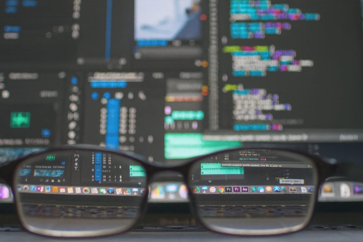 A BI két jelentése